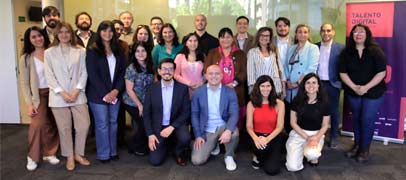 Salesforce y Talento Digital lanzan programa de reskilling para impulsar el talento TI en Chile